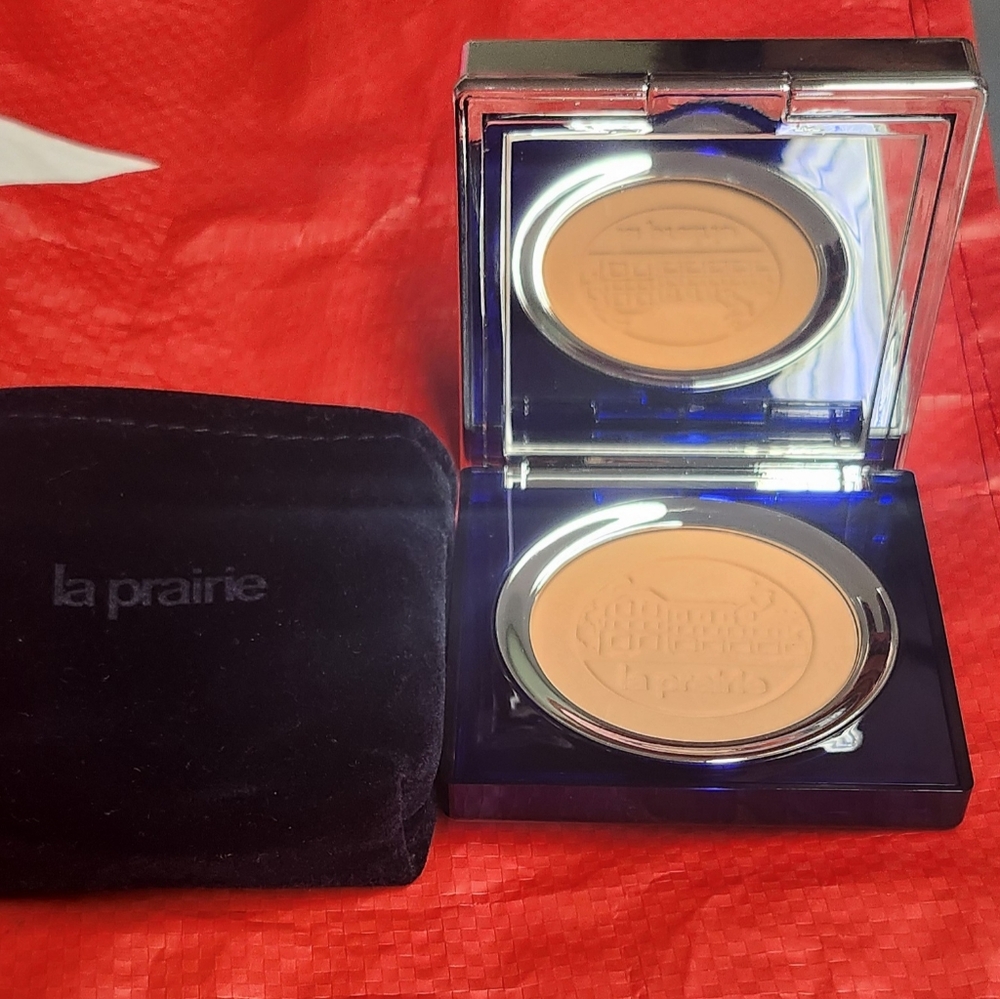 La prairie powder foundation golden beige w-30
